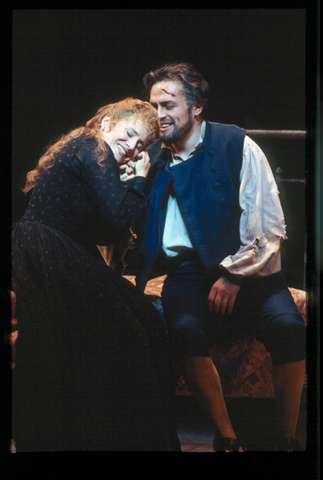 Patricia Racette (Luisa Miller), Evgenij Dmitriev (Miller), Luisa Miller, Giuseppe Verdi. San Francisco Opera, 2000-01. Photographer: Ken Friedman/San Francisco Opera.