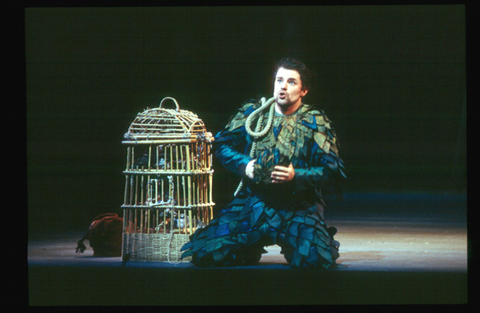 Jochen Schmeckenbecher (Papageno), Die Zauberflöte, Wolfgang Amadeus Mozart. San Francisco Opera, 2000-01. Photographer: Larry Merkle/San Francisco Opera.