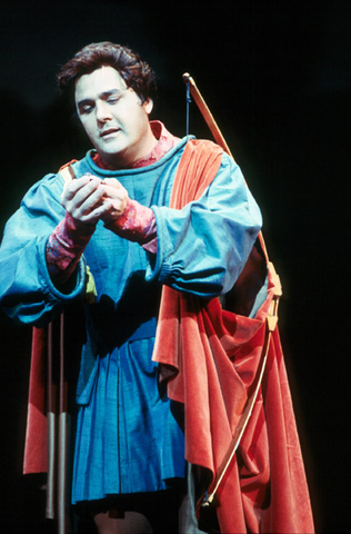 Raymond Very (Tamino), Die Zauberflöte, Wolfgang Amadeus Mozart. San Francisco Opera, 2000-01. Photographer: Larry Merkle/San Francisco Opera.