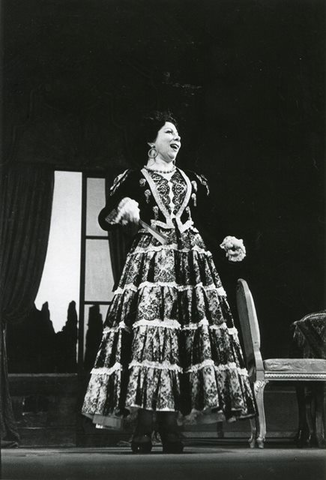 Il Barbiere di Siviglia, Gioachino Rossini. San Francisco Opera, 1953. Photographer: Robert Lackenbach/San Francisco Opera.