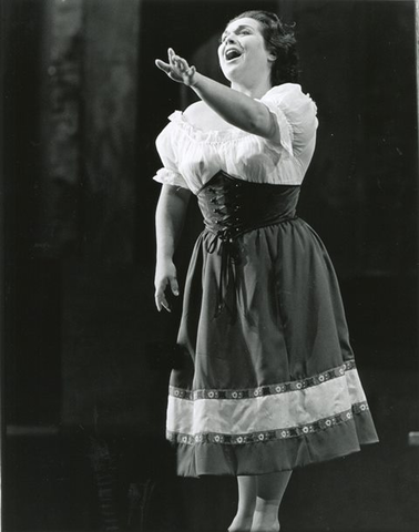 Pagliacci, Ruggero Leoncavallo. San Francisco Opera, 1962. Photographer: Carolyn Mason Jones/San Francisco Opera.