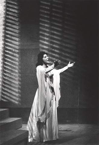 Simon Boccanegra, Giuseppe Verdi. San Francisco Opera, 1960. Photographer: Unknown/San Francisco Opera.