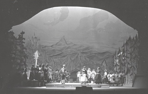 La Sonnambula, Vincenzo Bellini. San Francisco Opera, 1960. Photographer: Carolyn Mason Jones/San Francisco Opera.