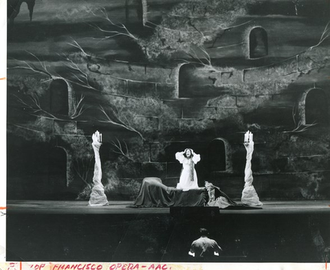 Die Frau ohne Schatten, Richard Strauss. San Francisco Opera, 1959. Photographer: Bill Cogan/San Francisco Opera.