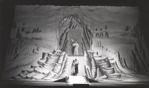 Die Frau ohne Schatten, Richard Strauss. San Francisco Opera, 1959. Photographer: Bill Cogan/San Francisco Opera.