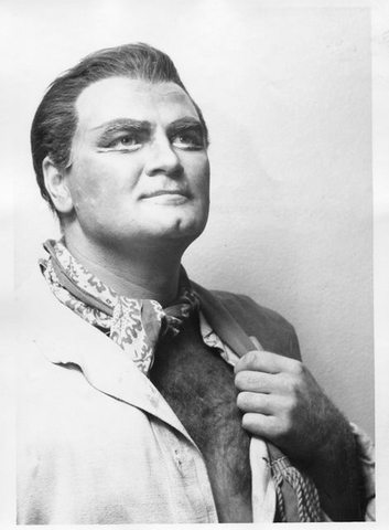 Carmen, Georges Bizet. San Francisco Opera, 1959. Photographer: Maria Jeanette/San Francisco Opera.