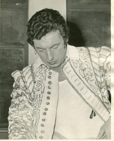 Don Giovanni, Wolfgang Amadeus Mozart. San Francisco Opera, 1959. Photographer: Bill Cogan/San Francisco Opera.