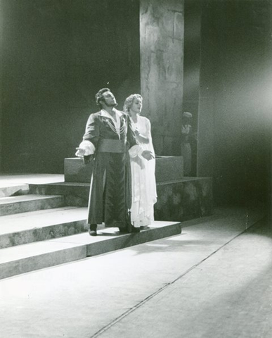 Otello, Giuseppe Verdi. San Francisco Opera, 1959. Photographer: Bill Cogan/San Francisco Opera.