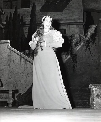 Rigoletto, Giuseppe Verdi. San Francisco Opera, 1954. Photographer: Unknown/San Francisco Opera.