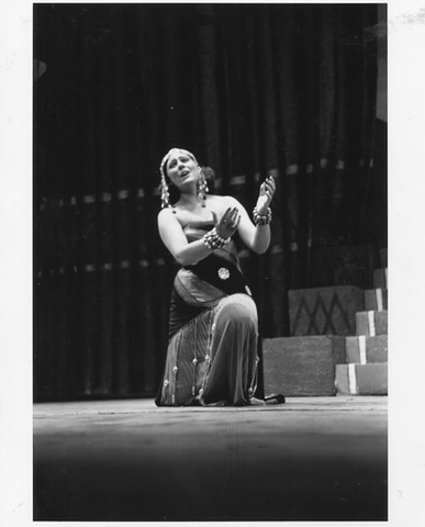 Aida, Giuseppe Verdi. San Francisco Opera, 1955. Photographer: Robert Lackenbach/San Francisco Opera.