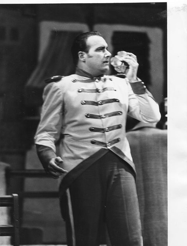 Carmen, Georges Bizet. San Francisco Opera, 1955. Photographer: Robert Lackenbach/San Francisco Opera.