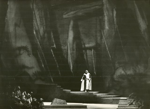 Macbeth, Giuseppe Verdi. San Francisco Opera, 1955. Photographer: Robert Lackenbach/San Francisco Opera.