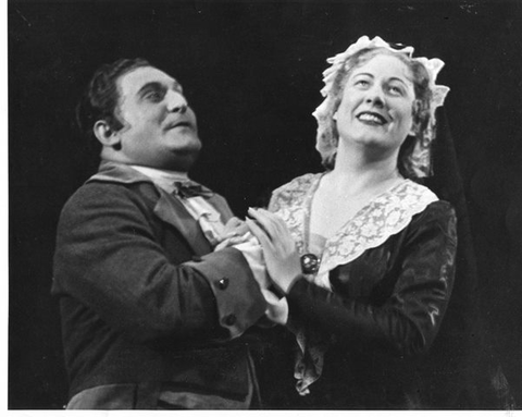 Andrea Chénier, Umberto Giordano. San Francisco Opera, 1955. Photographer: Robert Lackenbach/San Francisco Opera.