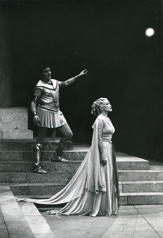 Troilus and Cressida, William Walton. San Francisco Opera, 1955. Photographer: Unknown/San Francisco Opera.