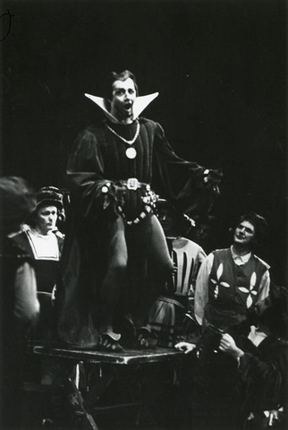 Faust, Charles Gounod. San Francisco Opera, 1955. Photographer: Robert Lackenbach/San Francisco Opera.