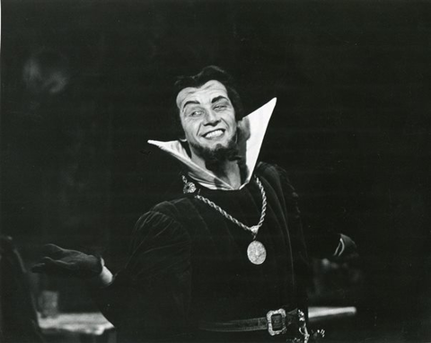 Faust, Charles Gounod. San Francisco Opera, 1955. Photographer: Robert Lackenbach/San Francisco Opera.