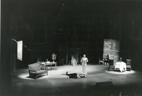 Tosca, Giacomo Puccini. San Francisco Opera, 1956. Photographer: Robert Lackenbach/San Francisco Opera.