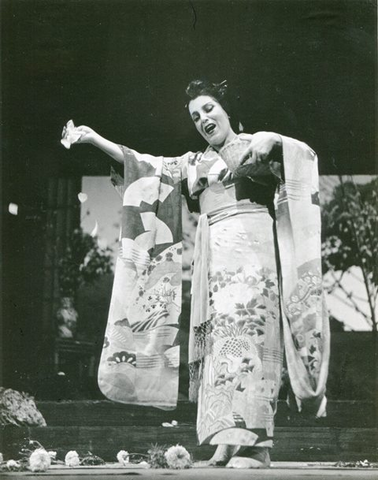 Madama Butterfly, Giacomo Puccini. San Francisco Opera, 1956. Photographer: Robert Lackenbach/San Francisco Opera.