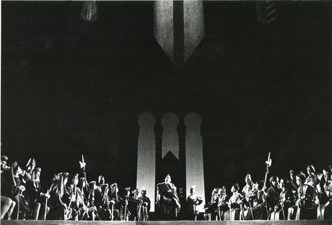 Simon Boccanegra, Giuseppe Verdi. San Francisco Opera, 1956. Photographer: Robert Lackenbach/San Francisco Opera.