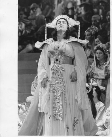 Turandot, Giacomo Puccini. San Francisco Opera, 1957. Photographer: Robert Lackenbach/San Francisco Opera.