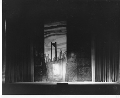 Dialogues des Carmélites, Francis Poulenc. San Francisco Opera, 1957. Photographer: Robert Lackenbach/San Francisco Opera.