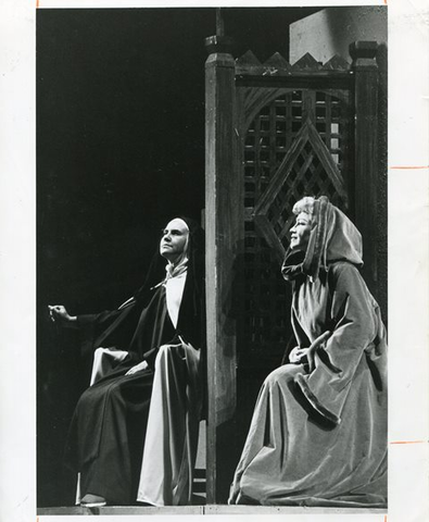 Dialogues des Carmélites, Francis Poulenc. San Francisco Opera, 1957. Photographer: Robert Lackenbach/San Francisco Opera.