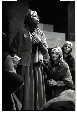 Dialogues des Carmélites, Francis Poulenc. San Francisco Opera, 1957. Photographer: Robert Lackenbach/San Francisco Opera.