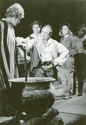 Un Ballo in Maschera, Giuseppe Verdi. San Francisco Opera, 1957. Photographer: Robert Lackenbach/San Francisco Opera.