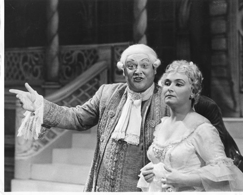 Der Rosenkavalier, Richard Strauss. San Francisco Opera, 1957. Photographer: Robert Lackenbach/San Francisco Opera.