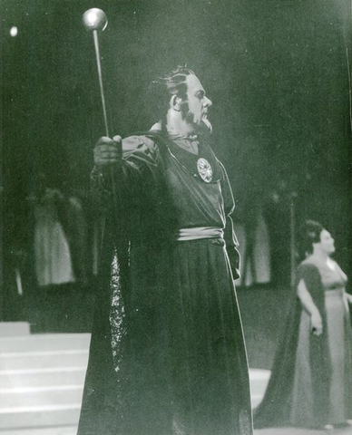 Médée, Luigi Cherubini. San Francisco Opera, 1958. Photographer: Bill Cogan/San Francisco Opera.