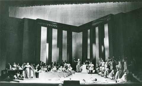 Médée, Luigi Cherubini. San Francisco Opera, 1958. Photographer: Bill Cogan/San Francisco Opera.