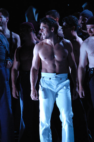 Nathan Gunn (Billy Budd), Chorus, Billy Budd, Benjamin Britten. San Francisco Opera, 2004-05. Photographer: Larry Merkle/San Francisco Opera.