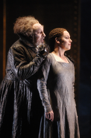 Walter Fink (Daland), Nina Stemme (Senta), Der Fliegende Holländer, Richard Wagner. San Francisco Opera, 2004-05. Photographer: Larry Merkle/San Francisco Opera.