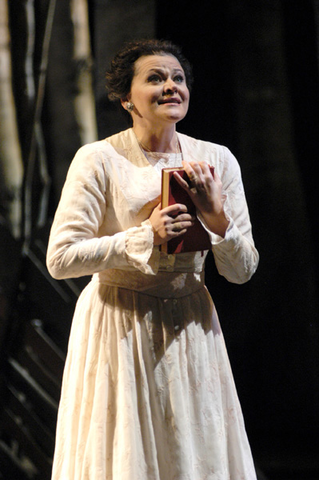 Elena Prokina (Tatyana), Eugene Onegin, Pyotr Ilyich Tchaikovsky. San Francisco Opera, 2004-05. Photographer: Larry Merkle/San Francisco Opera.