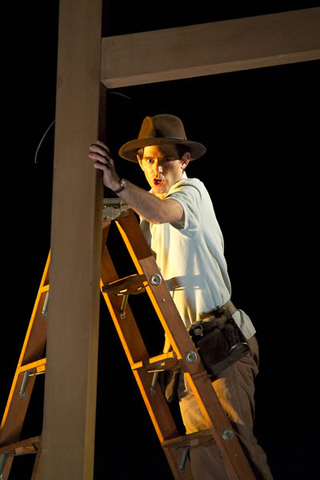 Thomas Glenn (Robert Wilson), Doctor Atomic, John Adams. San Francisco Opera, 2005-06. Photographer: Terrence McCarthy/San Francisco Opera.