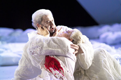 Vladimir Kuzmenko (Don Alvaro), Andrea Gruber (Leonora), La Forza del Destino, Giuseppe Verdi. San Francisco Opera, 2005-06. Photographer: Terrence McCarthy/San Francisco Opera.