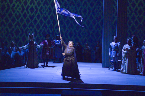 Dolora Zajick (Joan of Arc), Misha Didyk (King Charles VII), Karen Slack (Agnès Sorel), Chorus, Orleanskaya Dyeva, Pyotr Ilyich Tchaikovsky. San Francisco Opera, 2005-06. Photographer: Terrence McCarthy/San Francisco Opera.