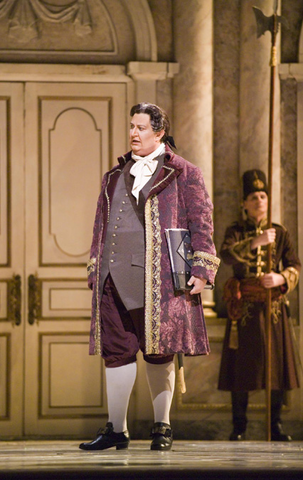 Ambrogio Maestri (Renato), Un Ballo in Maschera, Giuseppe Verdi. San Francisco Opera, 2006-07. Photographer: Terrence McCarthy/San Francisco Opera.