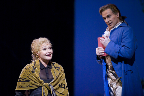 Karita Mattila (Manon), Misha Didyk (des Grieux), Manon Lescaut, Giacomo Puccini. San Francisco Opera, 2006-07. Photographer: Terrence McCarthy/San Francisco Opera.