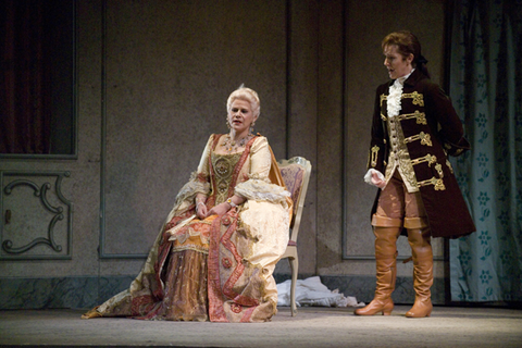 Soile Isokoski (Marschallin), Joyce DiDonato (Octavian), Der Rosenkavalier, Richard Strauss. San Francisco Opera, 2006-07. Photographer: Terrence McCarthy/San Francisco Opera.