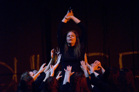 Susan Graham (Iphigénie), Dancers, Iphigénie en Tauride, Christoph Willibald Gluck. San Francisco Opera, 2006-07. Photographer: Terrence McCarthy/San Francisco Opera.