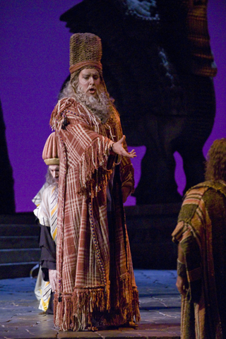 Oren Gradus (An Old Hebrew), Chorus, Samson et Dalila, Camille Saint-Saëns. San Francisco Opera, 2007-08. Photographer: Terrence McCarthy/San Francisco Opera.