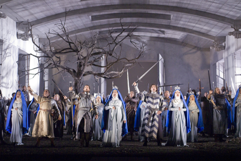 Chorus, Supernumeraries, Tannhäuser, Richard Wagner. San Francisco Opera, 2007-08. Photographer: Terrence McCarthy/San Francisco Opera.