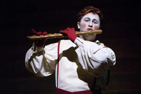 Pitor Beczala (Tamino), Die Zauberflöte, Wolfgang Amadeus Mozart. San Francisco Opera, 2007-08. Photographer: Terrence McCarthy/San Francisco Opera.