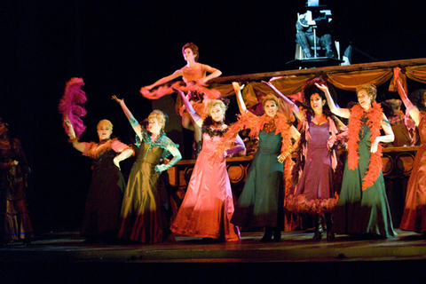 Chorus, The Rake's Progress, Igor Stravinsky. San Francisco Opera, 2007-08. Photographer: Terrence McCarthy/San Francisco Opera.