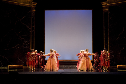 Chorus, Ballet, Ariodante, George Frideric Handel. San Francisco Opera, 2007-08. Photographer: Terrence McCarthy/San Francisco Opera.