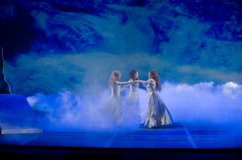 Buffy Baggott (Flosshilde), Lauren McNeese (Wellgunde), Catherine Cangiano (Woglinde), Das Rheingold, Richard Wagner. San Francisco Opera, 2007-08. Photographer: Terrence McCarthy/San Francisco Opera.