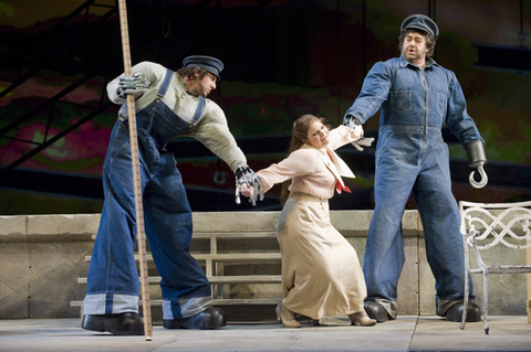 Günther Groissböck (Fafner), Tamara Wapinsky (Freia), Andrea Silvestrelli (Fasolt), Das Rheingold, Richard Wagner. San Francisco Opera, 2007-08. Photographer: Terrence McCarthy/San Francisco Opera.