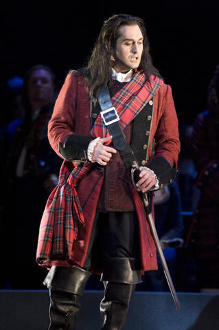 Giuseppe Filianoti (Edgardo), Lucia di Lammermoor, Gaetano Donizetti. San Francisco Opera, 2007-08. Photographer: Terrence McCarthy/San Francisco Opera.