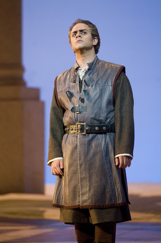 Patrick Carfizzi (Paolo Albiani), Simon Boccanegra, Giuseppe Verdi. San Francisco Opera, 2008-09. Photographer: Terrence McCarthy/San Francisco Opera.